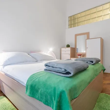 Apartamento Munda House Big Design Family Friendly 4br Apt *