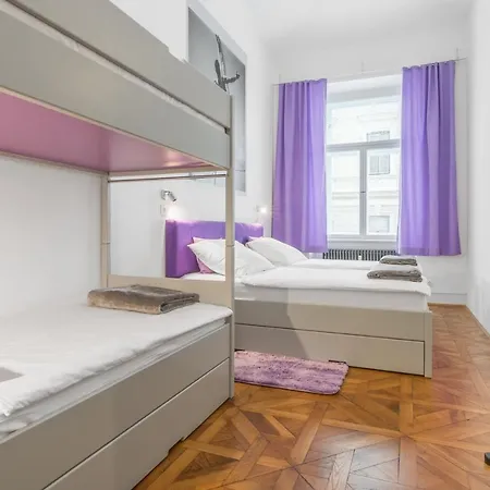 Munda House Big Design Family Friendly 4br Apt *